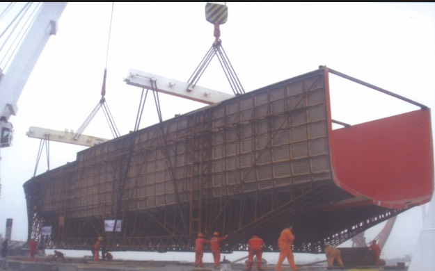 列車/飛行機/軍事装備のスリング